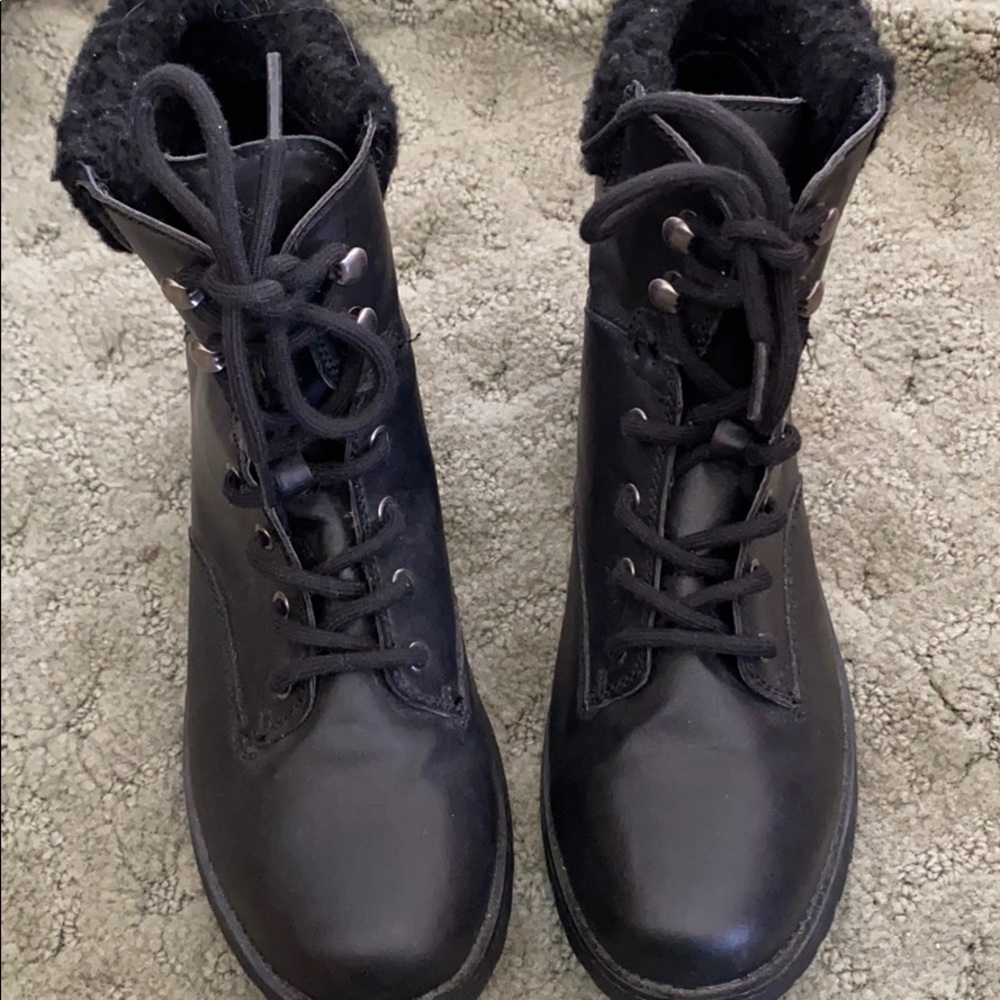 Nice Boots - image 4